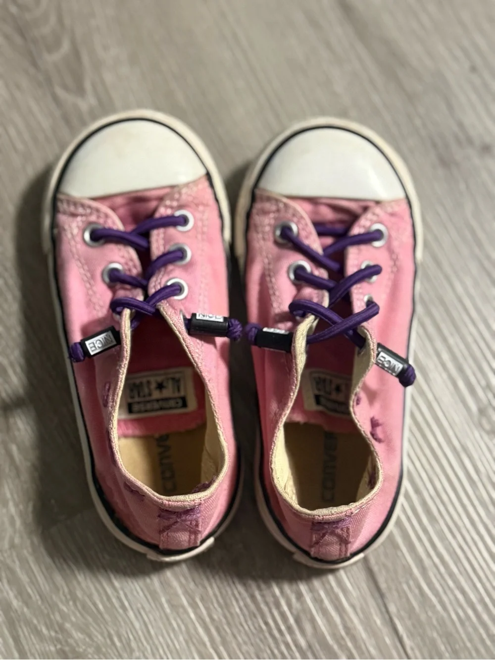 Converse Kids Pink Canvas Sneakers with Purple Laces and Embroidered bows